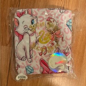 Sugar Swan Miss Marie Bamboo Twin Sheets